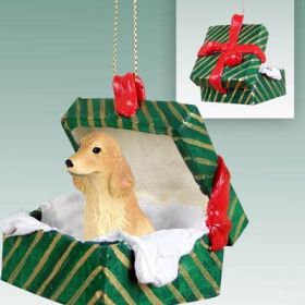 English Cocker Spaniel - Blonde - Green Gift Box Ornament