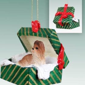 Shih Tzu - Tan - Green Gift Box Ornament