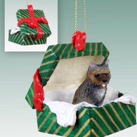 Cairn Terrier - Brindle - Green Gift Box Ornament